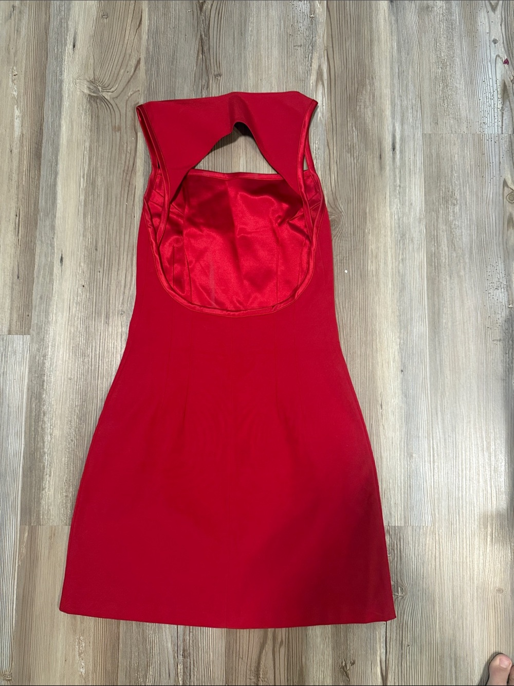 Cache Red Mini Dress with Open Back - Picture 2 of 3